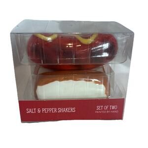 Hot Dog & Bun with Mustard Salt & Pepper Shaker Set Boston Warehouse NEW